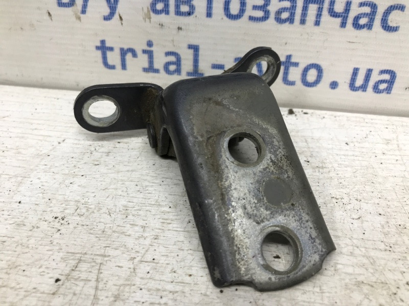 Петля двери задней правой нижняя Toyota Avensis 2002-2010 6877005020 (Арт. 31287) Київ - зображення 2