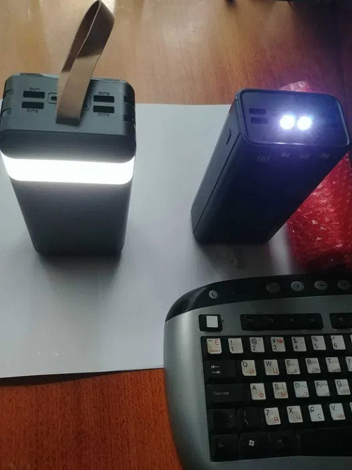 Мощный Power Bank 50000 мАч 4 USB+LED фонарик Лубни - зображення 5