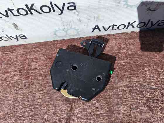 Замок сиденья VW T5 2003-2015 (7H0883389) Ковель