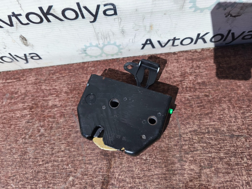 Замок сиденья VW T5 2003-2015 (7H0883389) Ковель - зображення 1