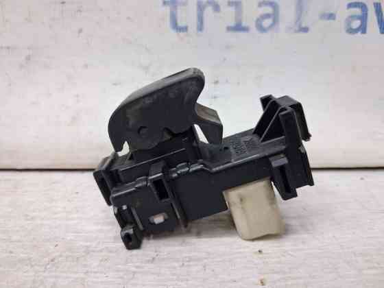 Кнопка стеклоподъемника Toyota RAV 4 2005-2016 8415042020 (Арт. 65439) Киев