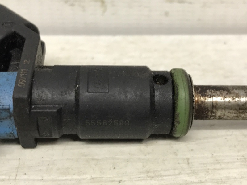 Форсунка топливная Chevrolet Cruze J300 1.6 F16D4 2009 (б/у) Киев - изображение 3