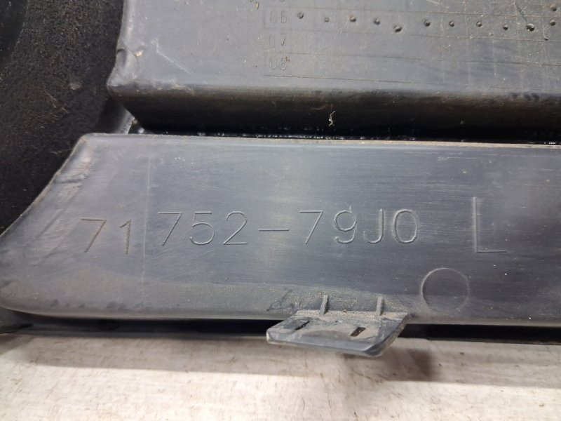 Решетка противотуманки левая Suzuki SX4 1.6 БЕНЗИН M16A 2006 (б/у) Київ - зображення 3