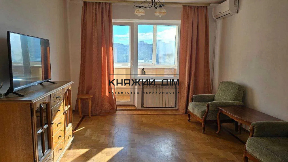 Продаж 3-кімнатної квартири в Дарницькому районі, вул. Архітектора Вербицького. Код 21147587 Киев - изображение 1