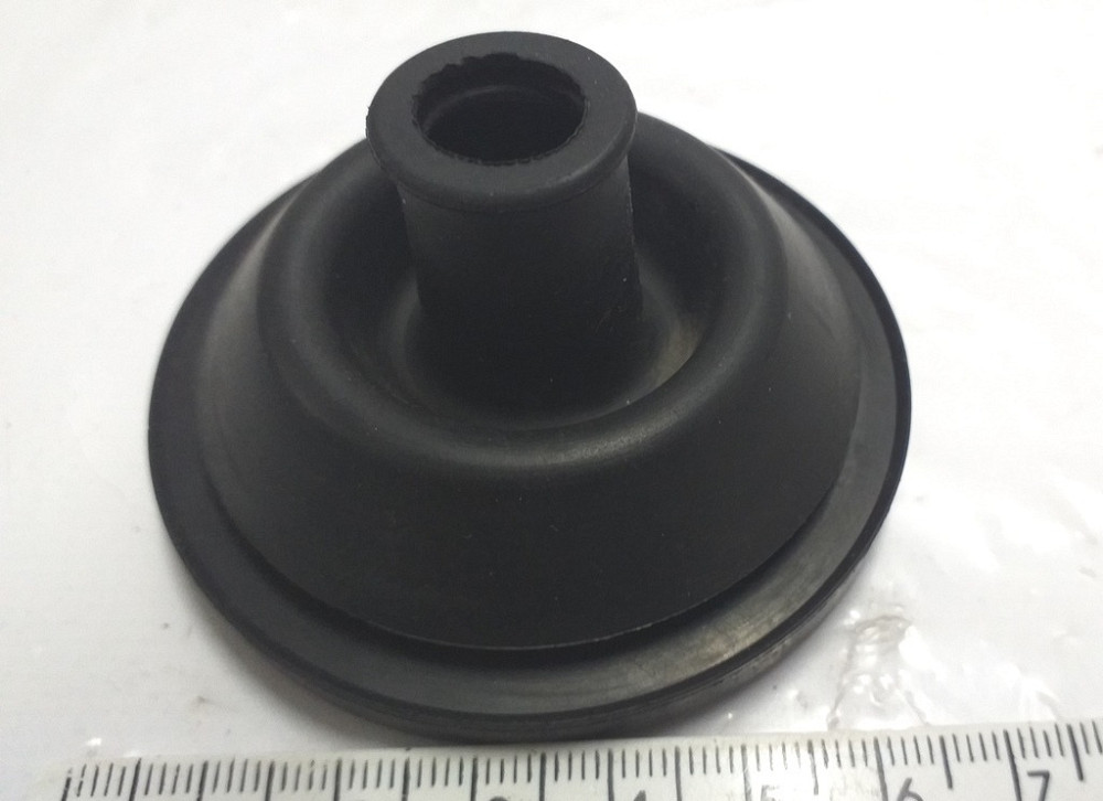 Уплотнитель резиновый электропроводки бампера переднего Tesla model S 6588K1-3 Киев - изображение 1