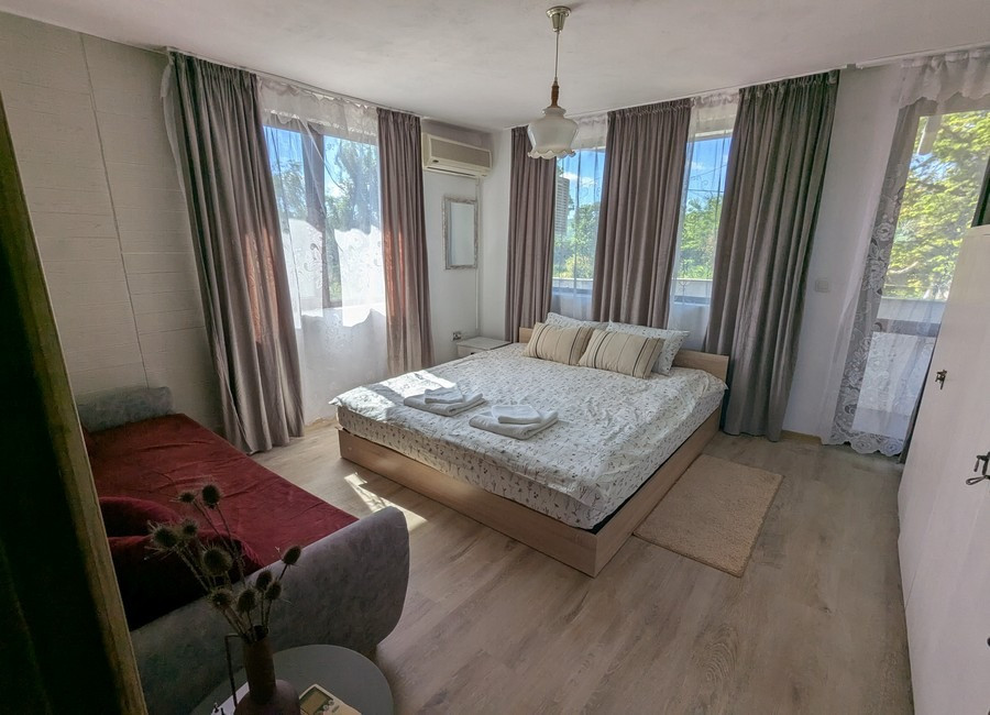 Комфортный дом с участком в 7 км от пляжа г. Обзор (Болгария) Киев - изображение 7