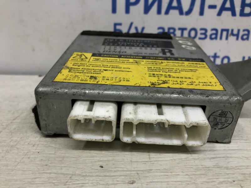 Блок управления Toyota Land Cruiser J100 1998 (б/у) Київ - зображення 2