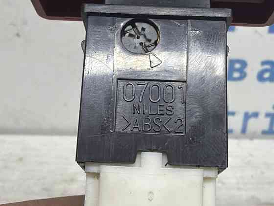 Кнопка аварийки Mitsubishi Lancer 2003-2009 MR406456 (Арт. 83293) Київ