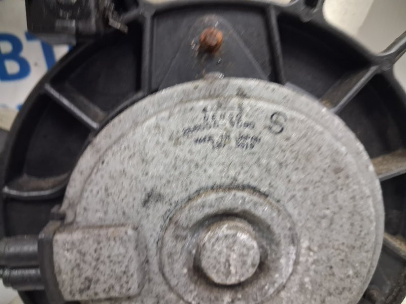 Диффузор с вентилятором радиатора Mazda 6 GJ 2.2 DIESEL 2012 (б/у) Киев - изображение 5