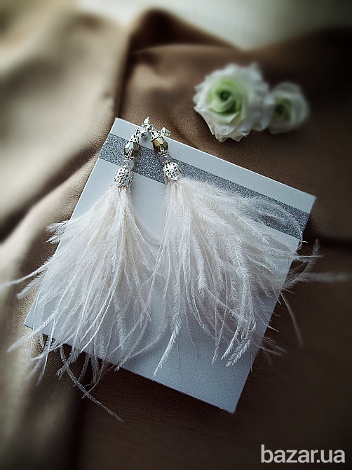 сережки Ретро з пір'ям страус синій фуксія сірий бежевий блакитний Луцк - изображение 6