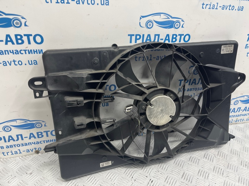 Диффузор с вентилятором радиатора Jeep Cherokee KL 2.4 БЕНЗИН ED6 2013 (б/у) Киев - изображение 5