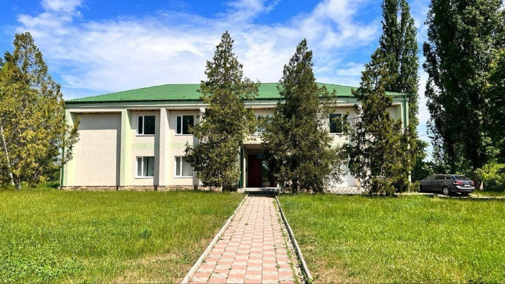 Здається в оренду 2-поверхова будівля з власною територією Луцьк - зображення 6