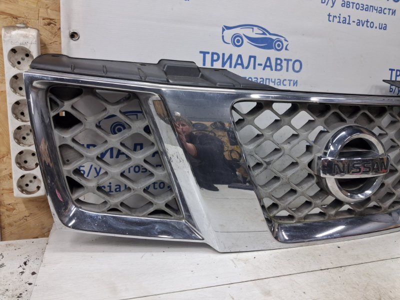 Решетка радиатора Nissan Pathfinder R51 2.5 DIESEL YD25DDTI 2004 (б/у) Киев - изображение 2