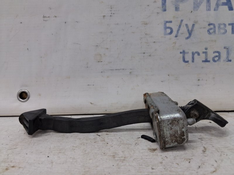 Ограничитель двери передний левый Mazda CX 7 ER 2.3 БЕНЗИН 	L3VDT 2006 (б/у) Київ - зображення 1