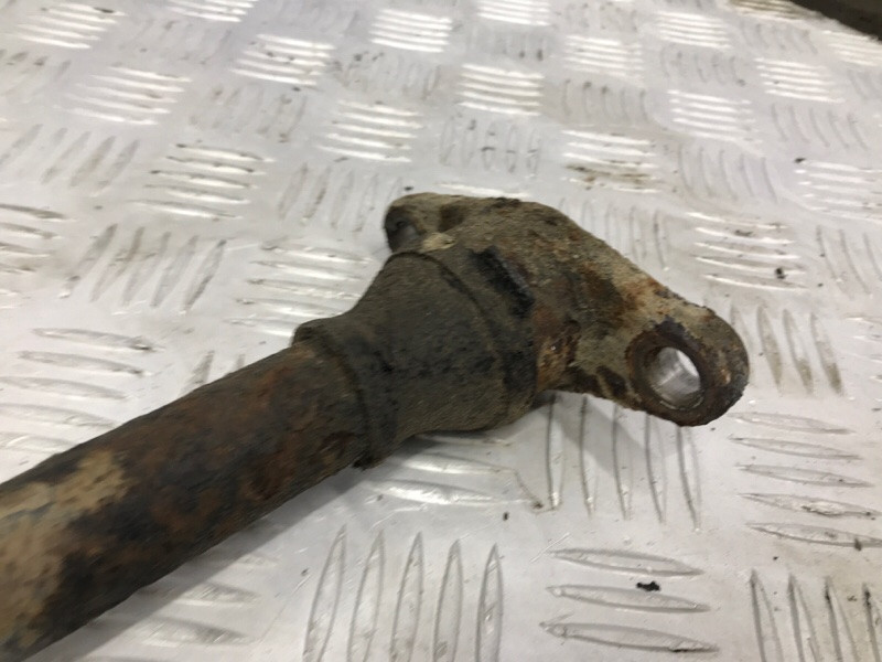 Торсион Mitsubishi Pajero Sport K9 2.5 DIESEL 4D56 1996 лев. (б/у) Київ - зображення 4