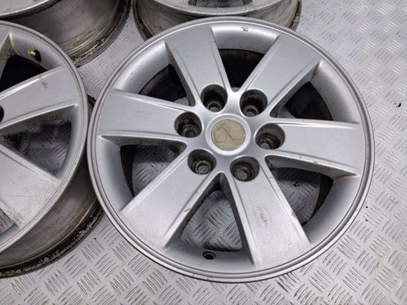 Диски титан комплект R17 Mitsubishi Pajero Wagon 4 3.2 ДИЗЕЛЬ 4M41 2006 (б/у) Київ - зображення 4