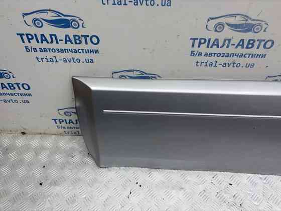 Накладка двери Mitsubishi Pajero Wagon 2006-2022 5727A033XA (Арт. 83736) Киев