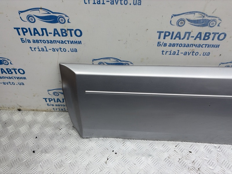 Накладка двери Mitsubishi Pajero Wagon 2006-2022 5727A033XA (Арт. 83736) Київ - зображення 3