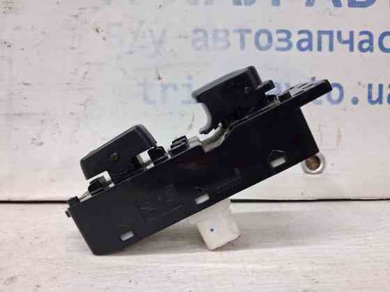 Кнопка стеклоподъемника Hyundai Sonata NF 2.4 БЕНЗИН G4KC 2004 перед. прав. (б/у) Київ