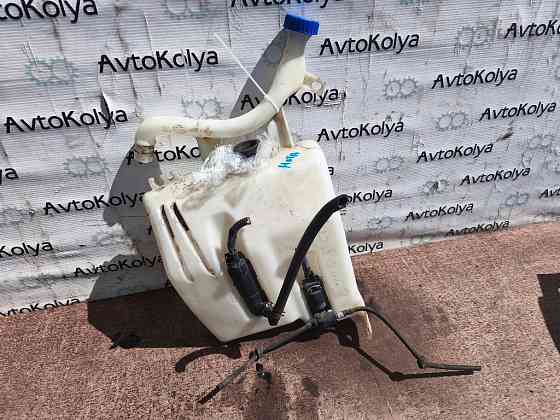Бачок омывателя с моторчиком Nissan Note E11 2005-2012 (289109U10B) Ковель