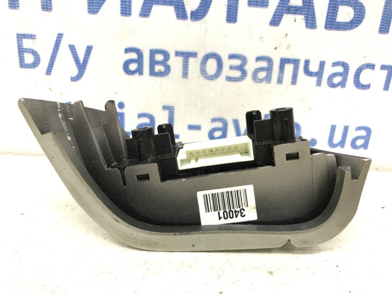 Кнопка руля SsangYong Korando C200 2.0 DIESEL 2010 (б/у) Київ - зображення 3