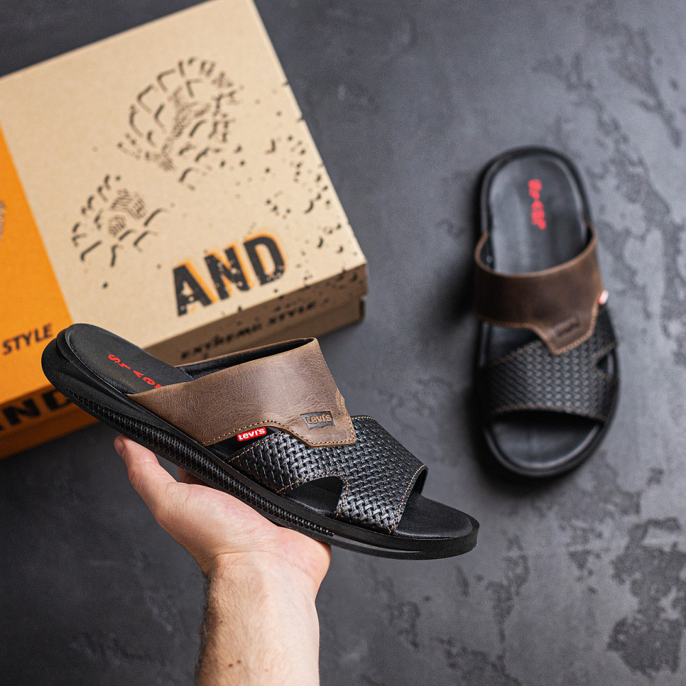 Мужские кожаные  летние шлепанцы-сланцы Levis Київ - зображення 9