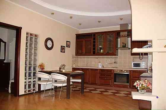 долгосрочная аренда 3-к квартира Киев, Шевченковский, 870 $/мес. Київ
