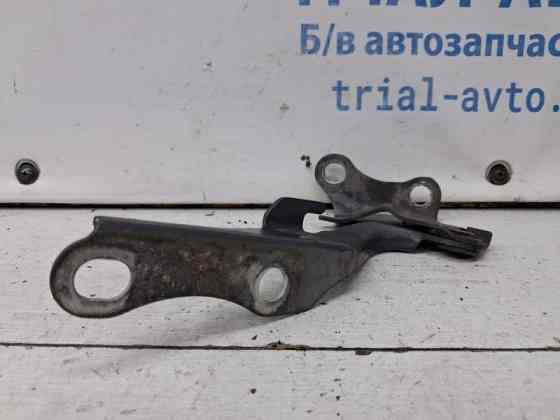 Петля капота правая Toyota Avensis T25 2.2 DIESEL 2ADFTV 2002 (б/у) Киев