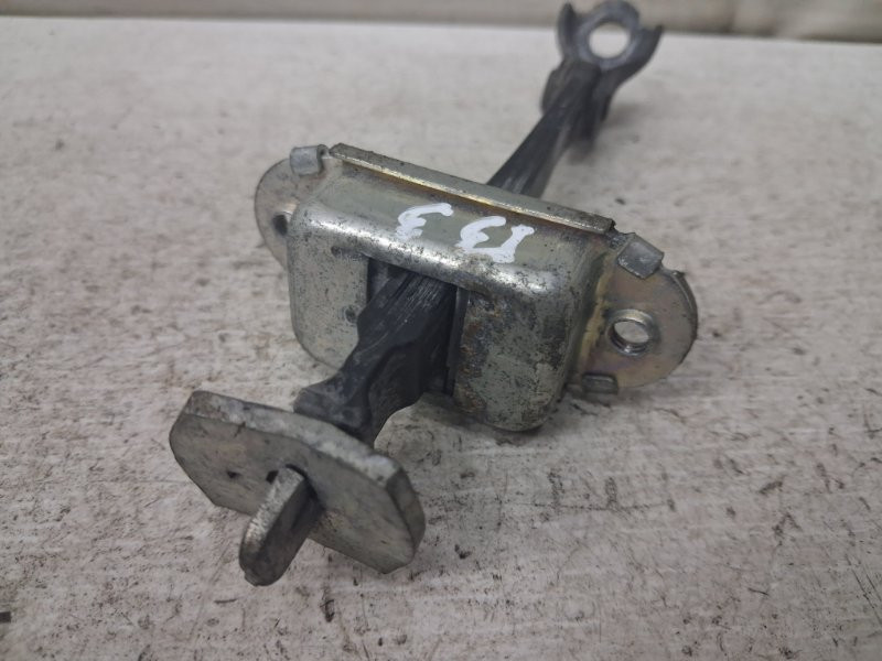 Ограничитель двери передний левый Nissan Note 2005-2013 804301U600 (Арт. 83041) Киев - изображение 2