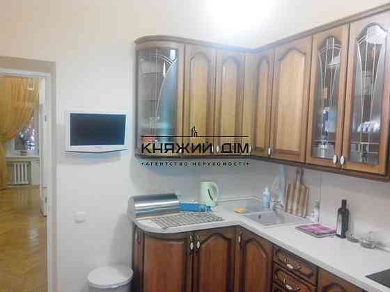 Отличная просторная 2-ая квартира на Крещатике ! Код объекта 1192417 Київ