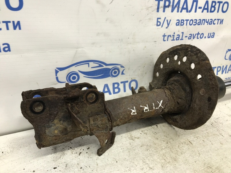 Амортизатор передний правый Nissan X-Trail T31 2.0 DIESEL M9R 2007 (б/у) Киев - изображение 3