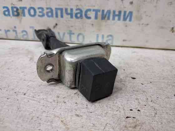 Ограничитель двери передний правый Mitsubishi Pajero Wagon 2006-2022 5702A007 (Арт. 87583) Киев