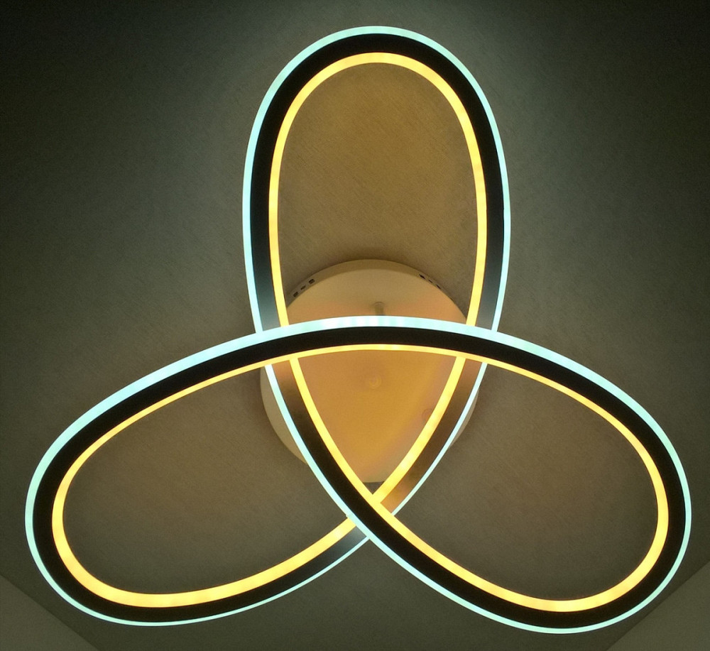 Люстра стельова LED з пультом A9996/3 Білий 13х55х55 см. Киев - изображение 1