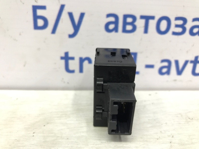 Кнопки управления Nissan Qashqai J10 2.0 БЕНЗИН MR20DE 2006 (б/у) Киев - изображение 2