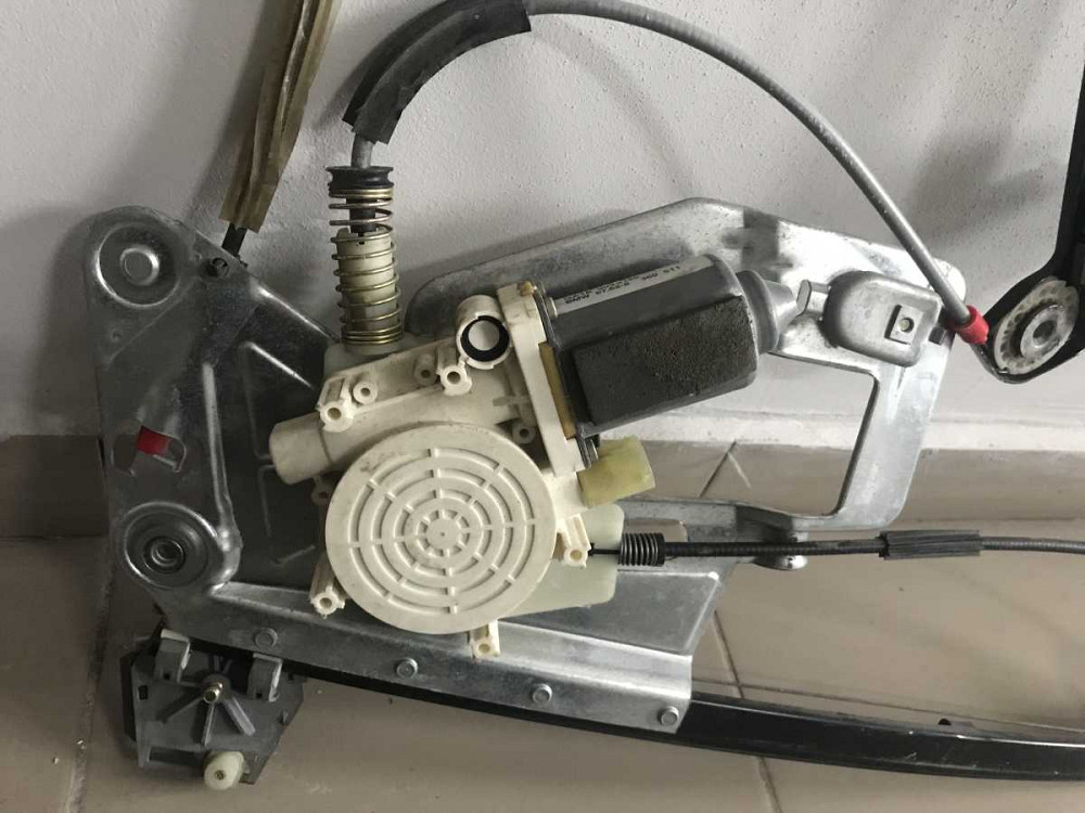 Стеклоподьемник на BMW б/у KUSTER 8252391 Киев - изображение 6