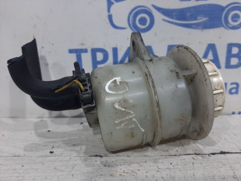 Бачок главного тормозного цилиндра Mitsubishi Outlander CU 2.4 БЕНЗИН 4G69 2003 (б/у) Київ - зображення 1