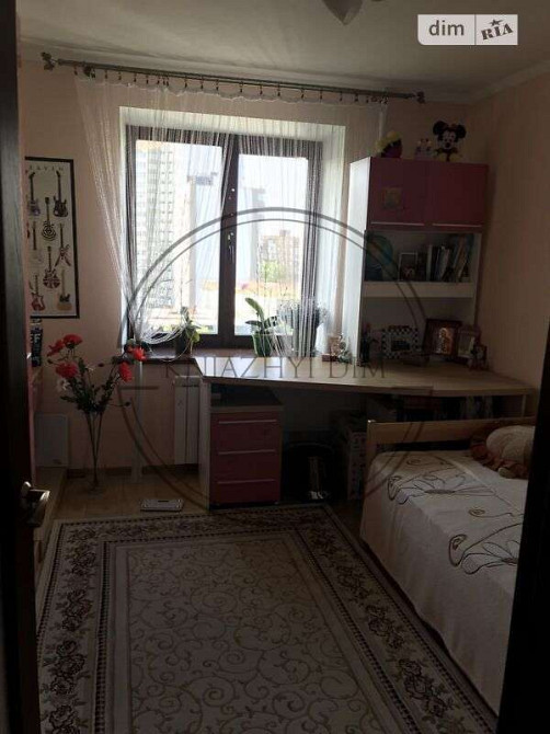 Продаж 3-кімнатної роздільної квартири, метро Святошин, Житомирська. № 21143137 Київ - зображення 4