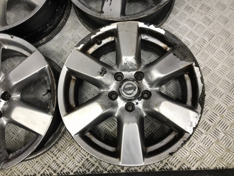 Диски титан комплект R17 Nissan X-Trail T31 2.0 DIESEL M9R 2007 (б/у) Киев - изображение 5