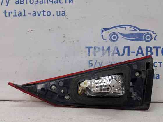 Фонарь задний внутренний левый Mazda 3 BM 2.2 DIESEL 2013 (б/у) Киев