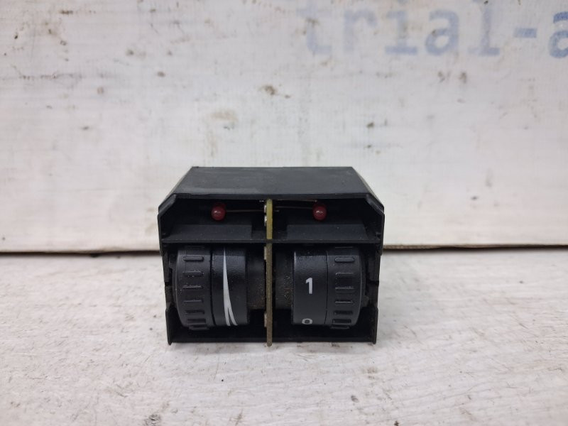 Корректор фар Volkswagen Caddy 2K 1.9 DIESEL BJB 2003 (б/у) Киев - изображение 1