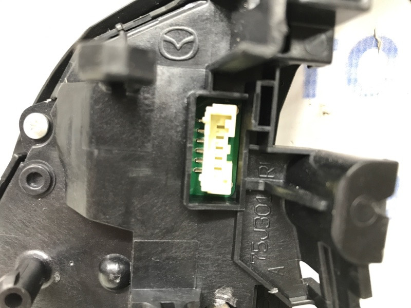 Кнопки руля Mazda 6 GJ 2.2 DIESEL 2012 прав. (б/у) Київ - зображення 4