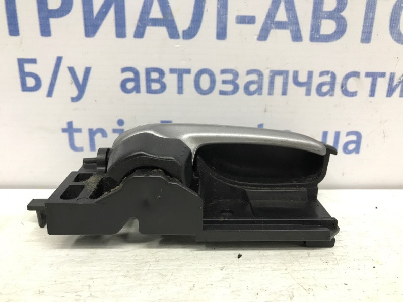Ручка двери внутренняя правая Suzuki SX4 1 1.6 БЕНЗИН M16A 2006 (б/у) Киев - изображение 2