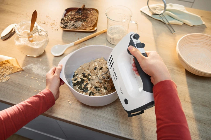 Миксер ручной Bosch ErgoMixx MFQ37470 750 Вт белый Киев - изображение 7