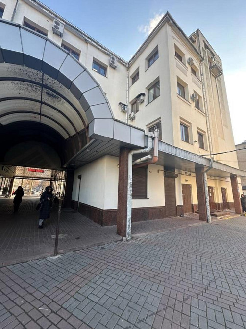 ОРЕНДА ПРИМІЩЕННЯ В ЦЕНТРІ МІСТА — вул. Галицька, 7 (під “Рошен”) Івано-Франківськ - зображення 5