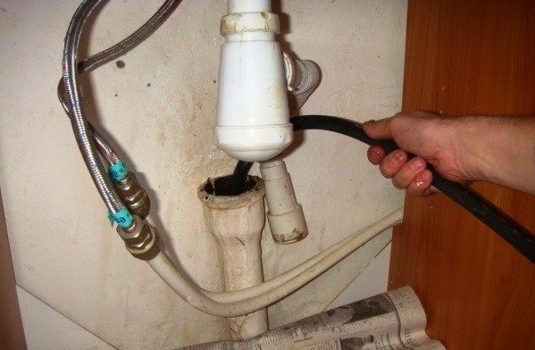 услуги сантехника, аварийная прочистка канализации ремонт бачков и тд Днепр - изображение 1