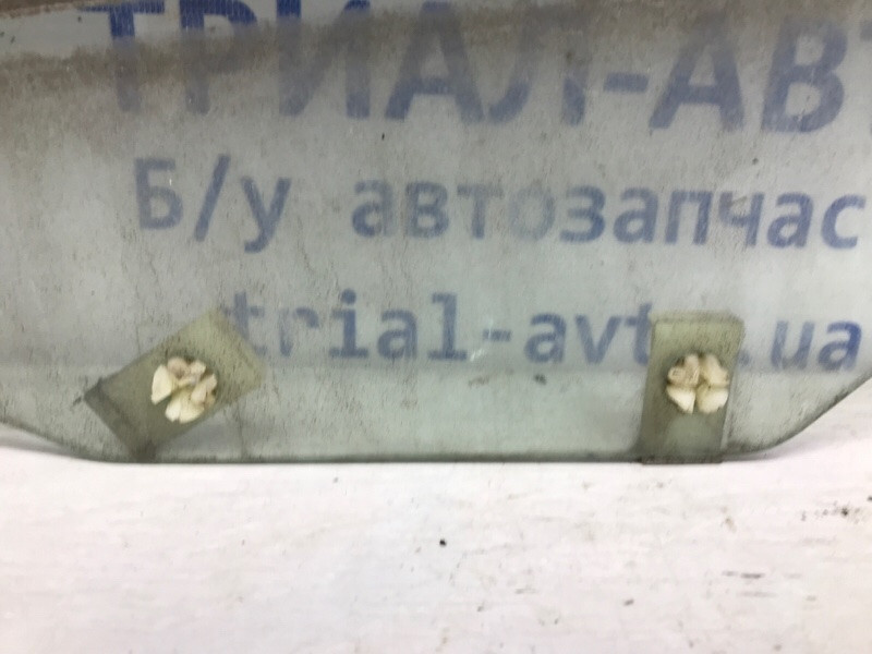 Стекло двери заднее правое Mitsubishi Pajero Wagon 3 3.2 ДИЗЕЛЬ 4M41 1999 (б/у) Київ - зображення 2