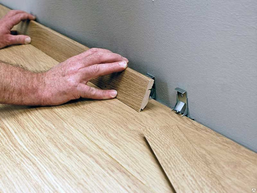 Установка плинтусов в Кривом Роге. Кривой Рог - изображение 3