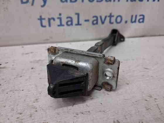 Ограничитель двери передний левый Mazda 3 2003-2009  (Арт. 79727) Київ