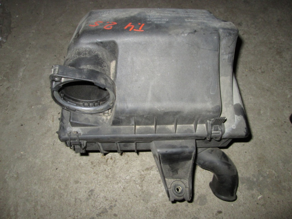 Корпус воздушного фильтра Volkswagen T4 (Transporter) 2.5 1997-2003 Ковель - изображение 1