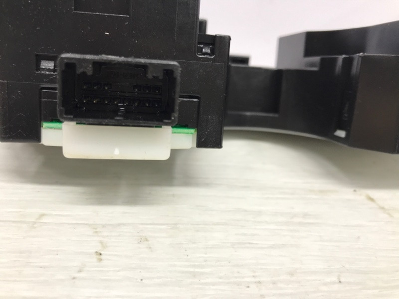 Переключатель подрулевой Nissan Juke F15 1.6 TURBO MR16DDT 2010 (б/у) Киев - изображение 5